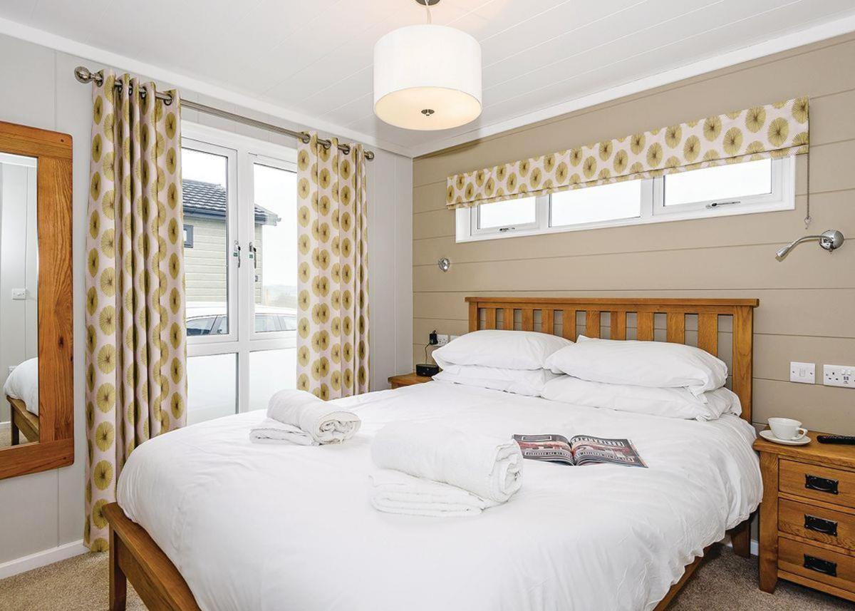 Keswick Reach Lodge Retreat Bassenthwaite Lake Bagian luar foto