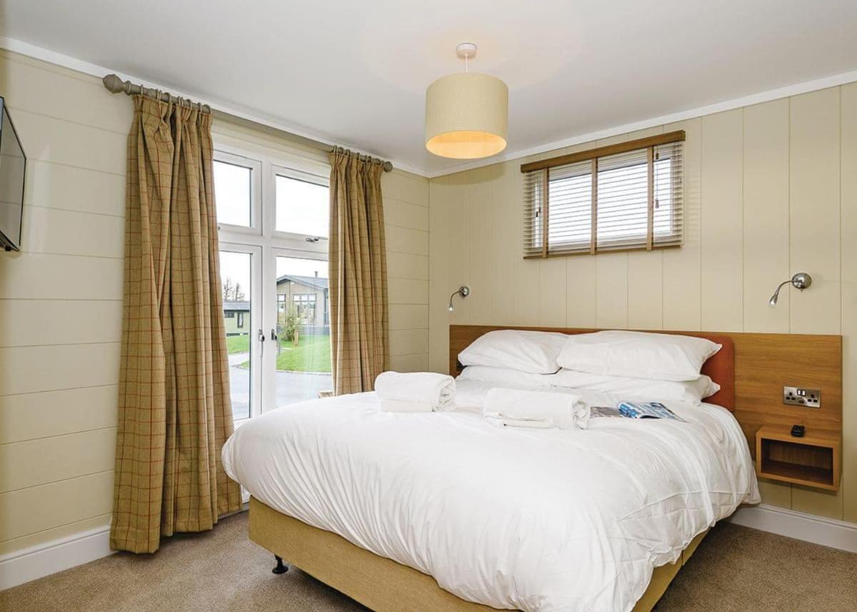 Keswick Reach Lodge Retreat Bassenthwaite Lake Bagian luar foto