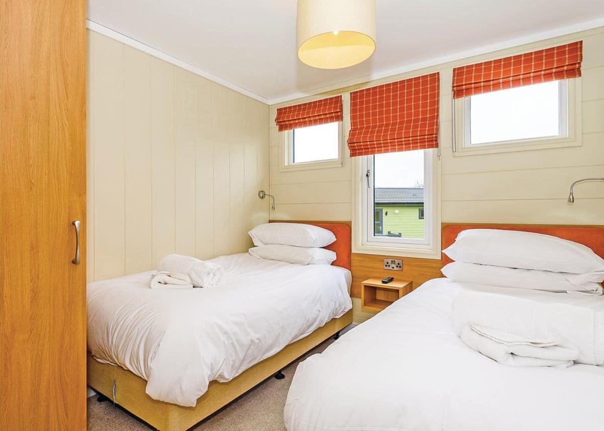 Keswick Reach Lodge Retreat Bassenthwaite Lake Bagian luar foto