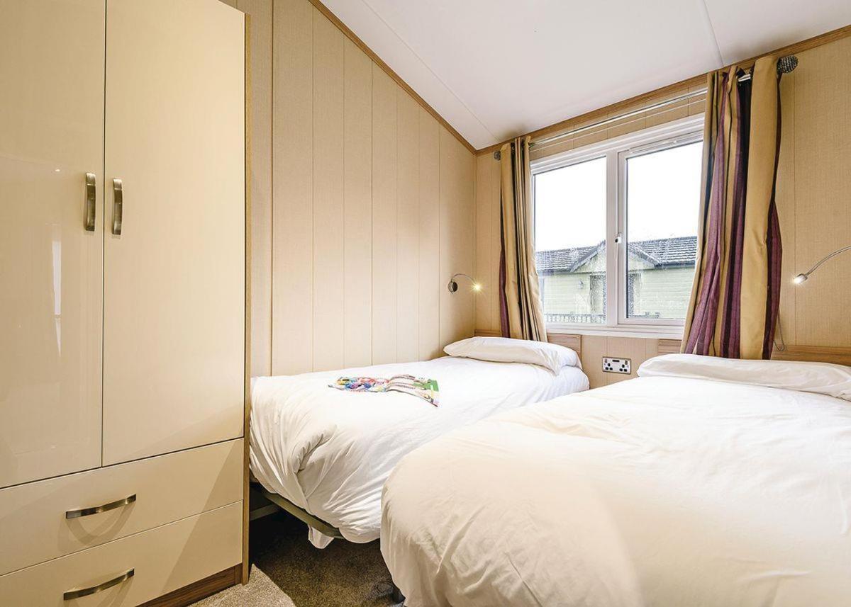 Keswick Reach Lodge Retreat Bassenthwaite Lake Bagian luar foto