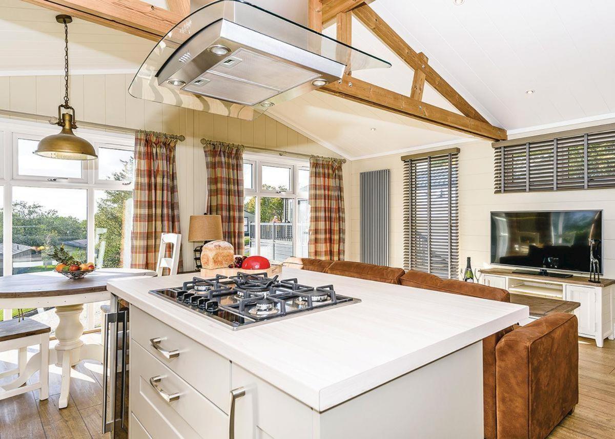 Keswick Reach Lodge Retreat Bassenthwaite Lake Bagian luar foto