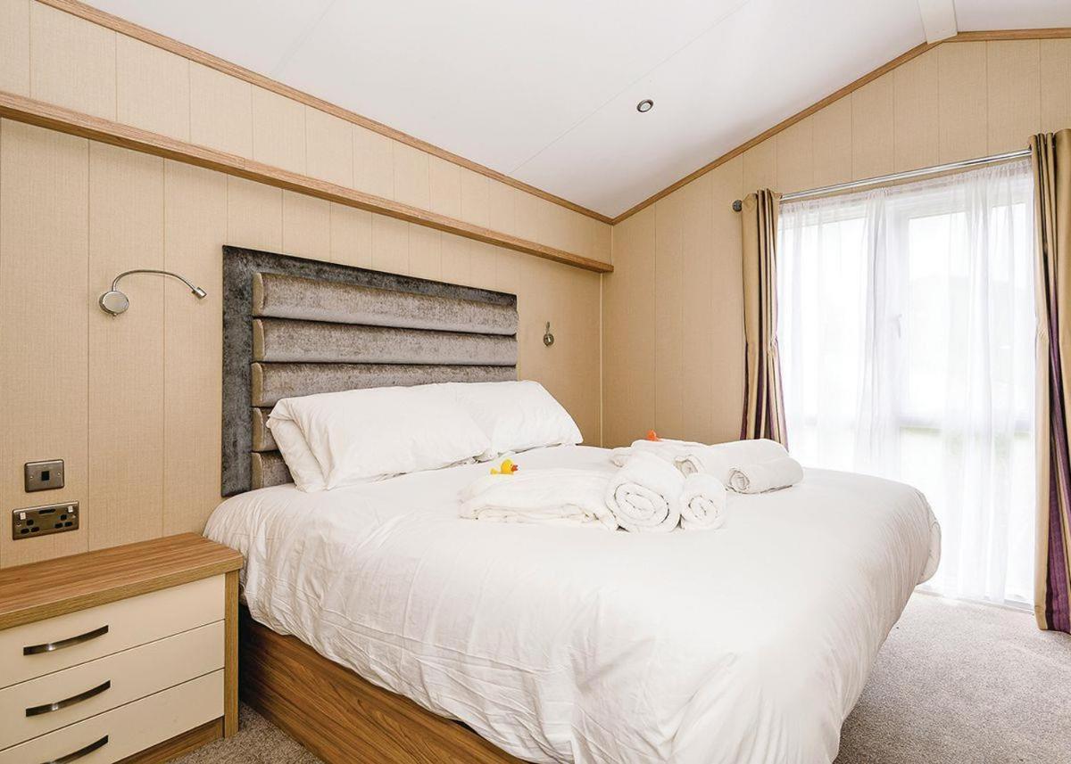 Keswick Reach Lodge Retreat Bassenthwaite Lake Bagian luar foto